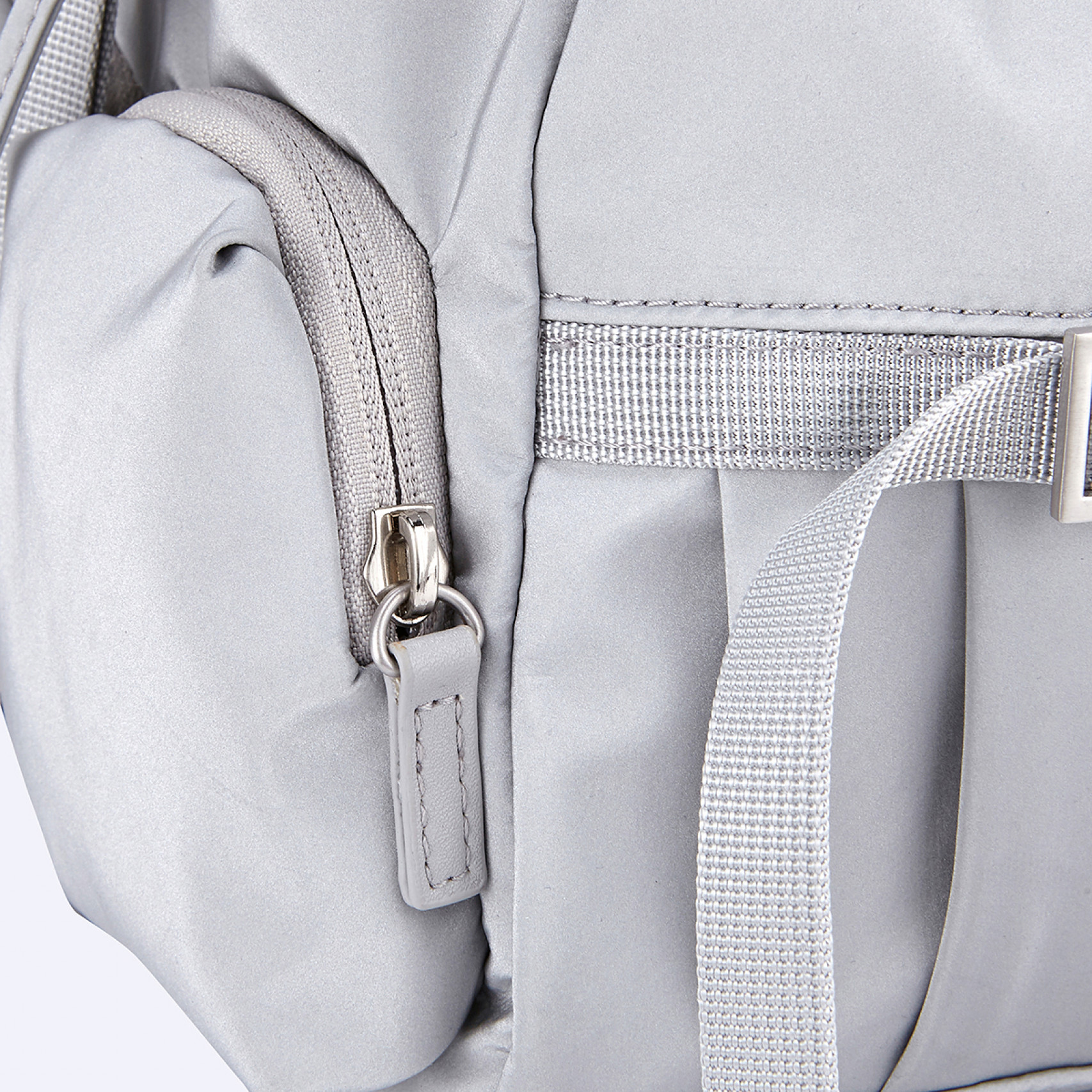 말리부 글로시 백팩 미니 그레이 / FLOTFA1B03