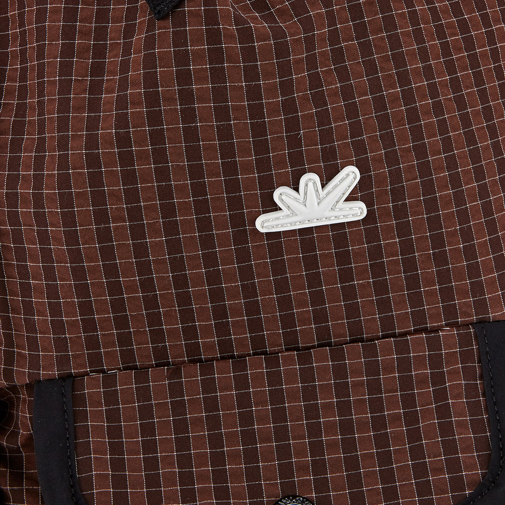 익스플로러 데이팩 브라운 그리드 / SL251WBABP03