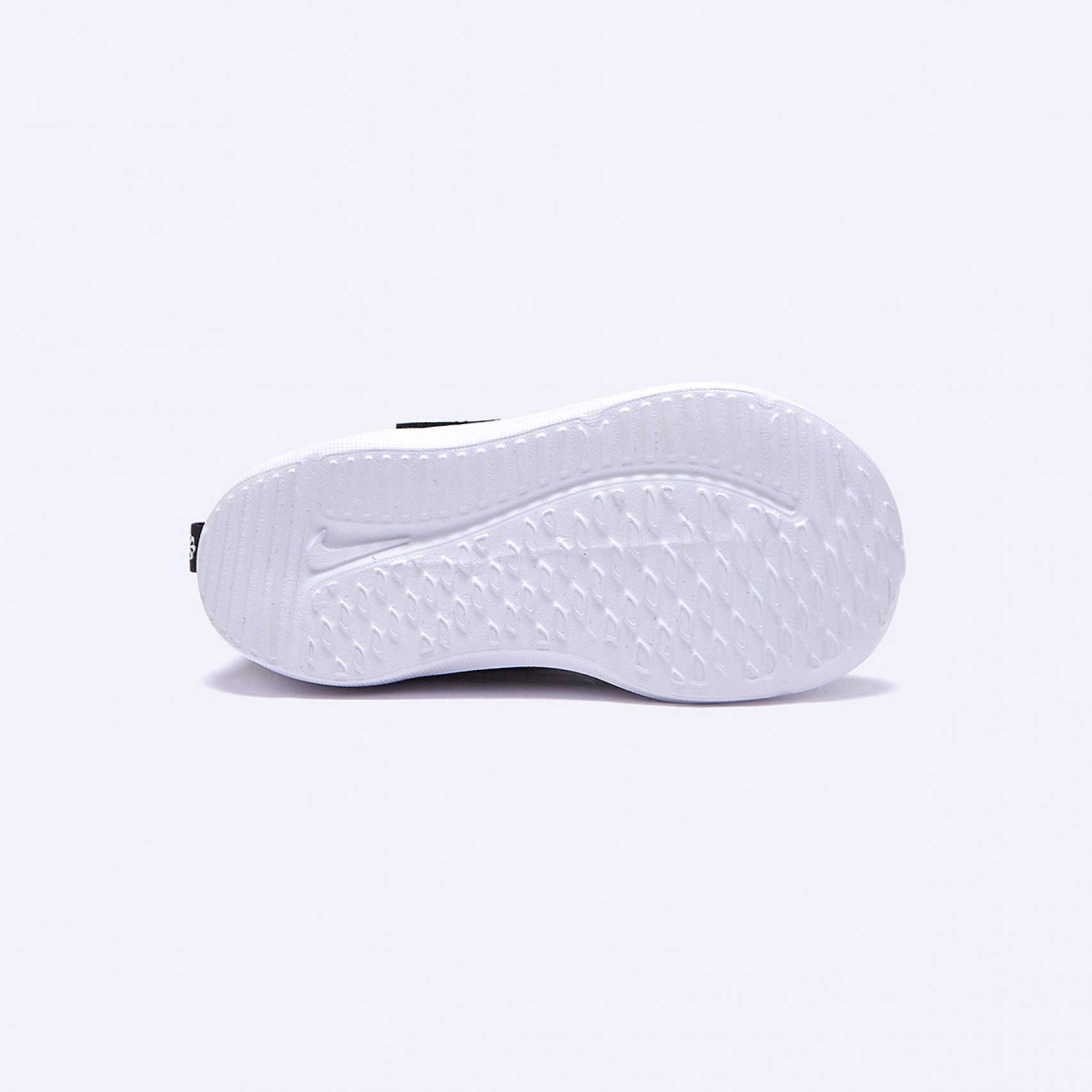 코스믹 러너 TD 블랙 / HM4401-003