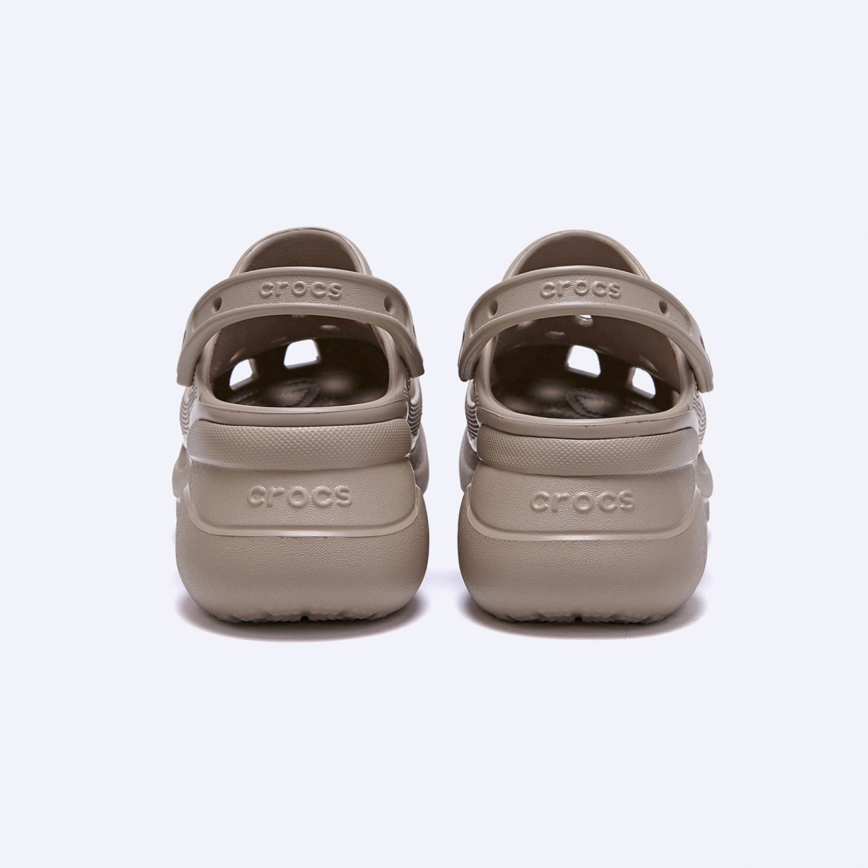 클래식 베이 클로그 베이지 여성 / 206302-214