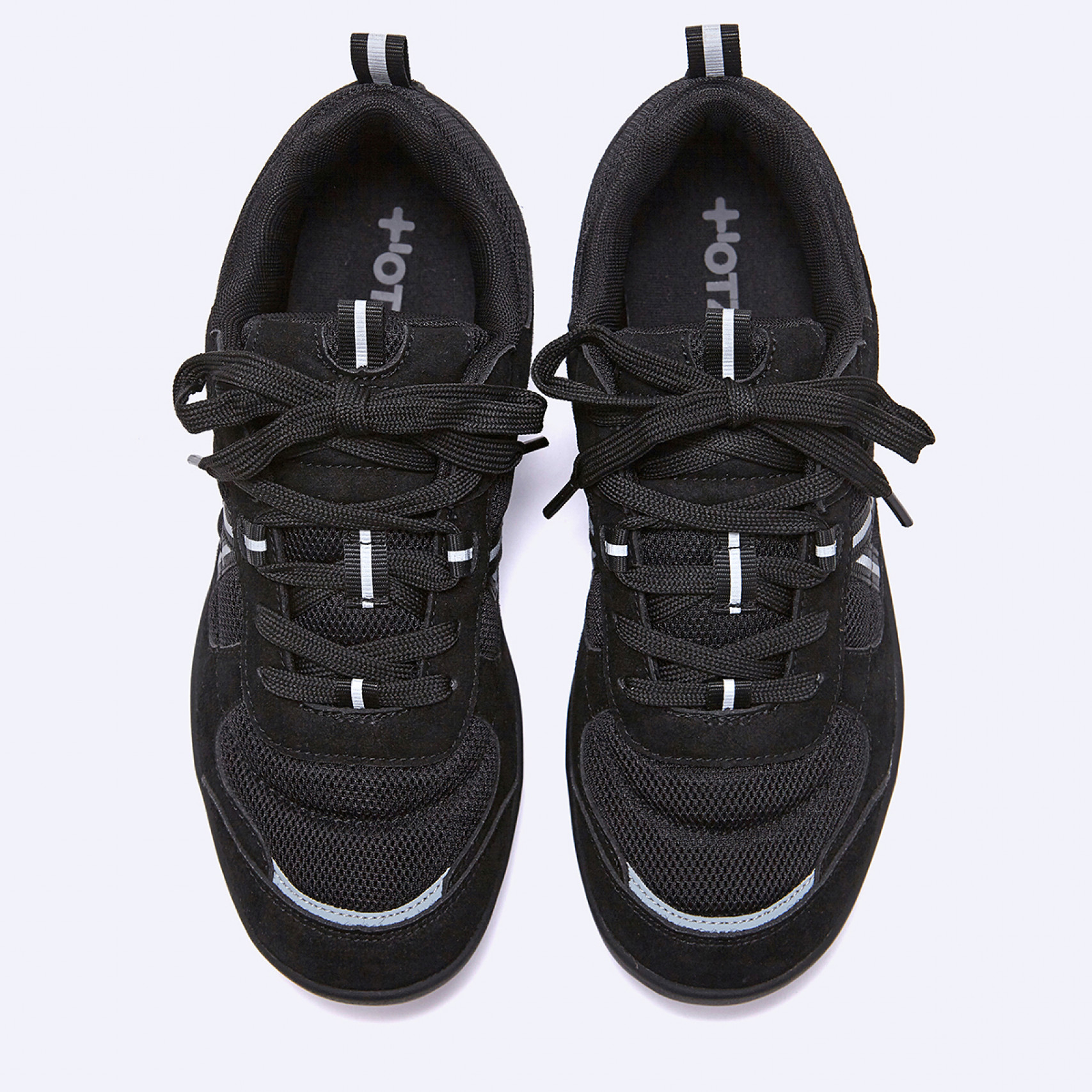 플랩 스웨이드 스니커즈 블랙 / FLOTFA3W44