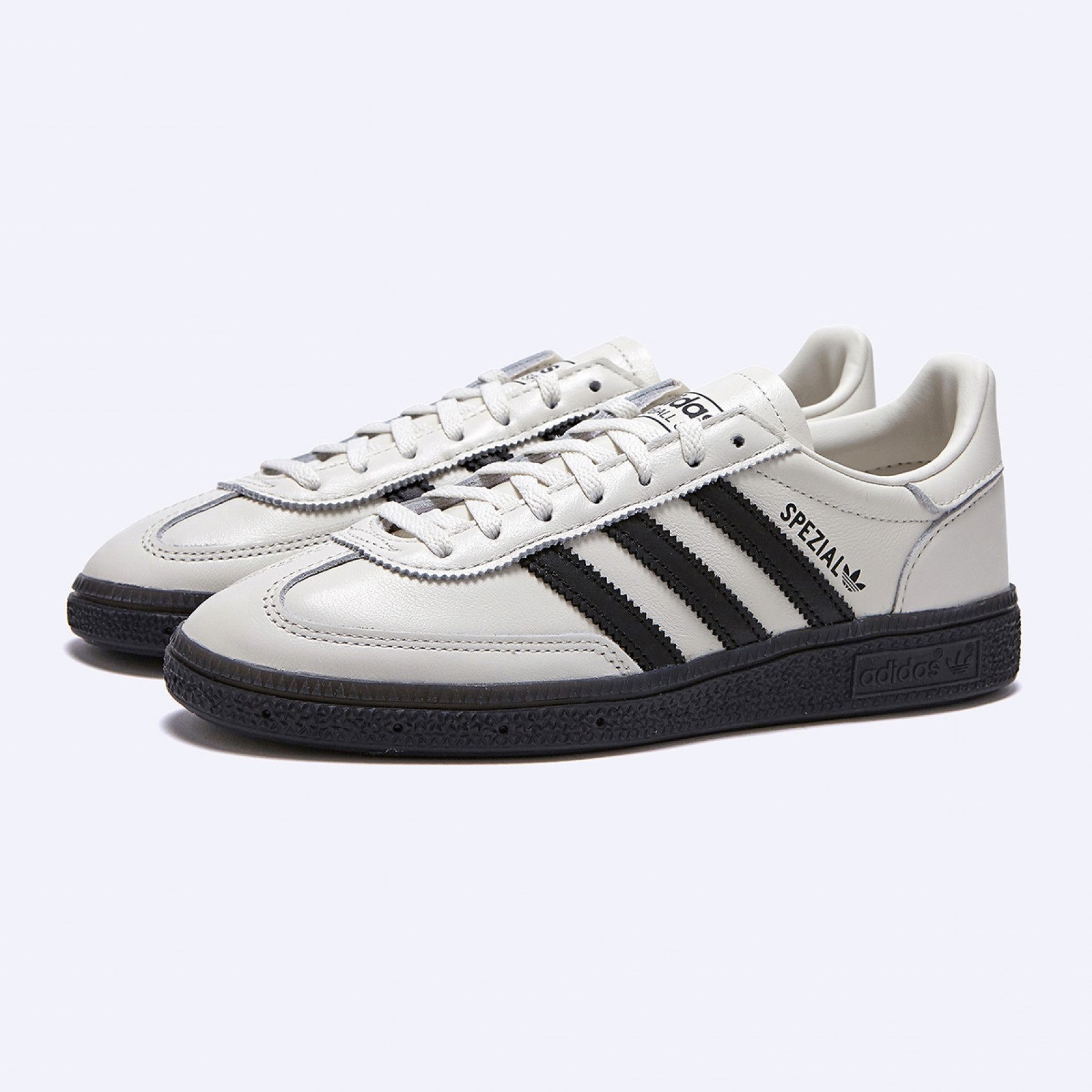 (유하/하린 착용) 핸드볼 스페지알 크림 화이트 / JS0062