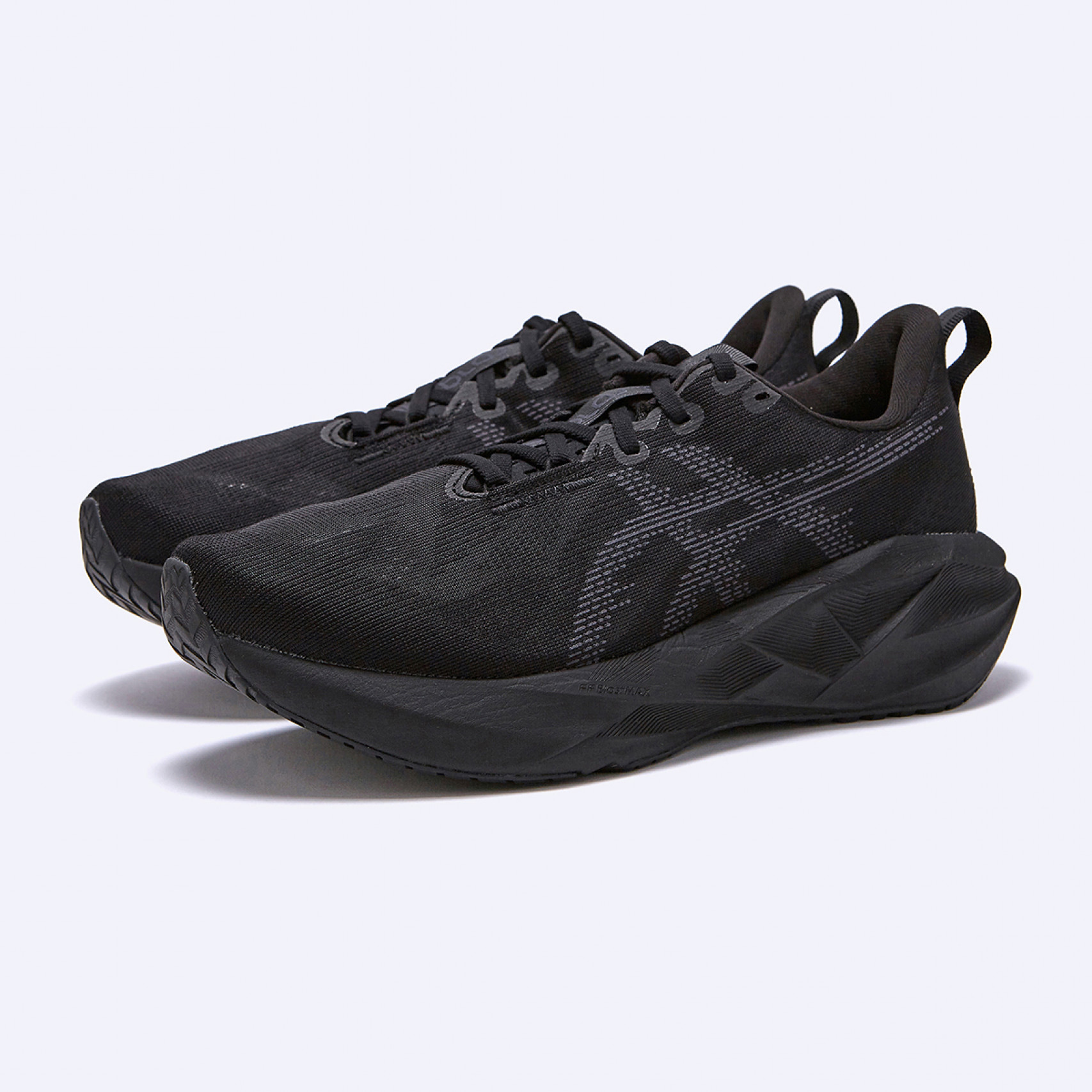 노바블라스트 5 블랙 캐리어 그레이 남성 / 1011B975-002