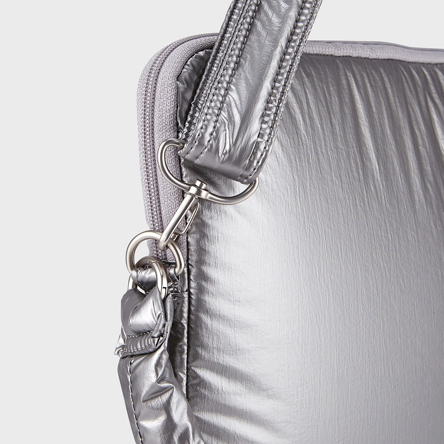 랩탑 클러치 실버 / FLOTFA3B04