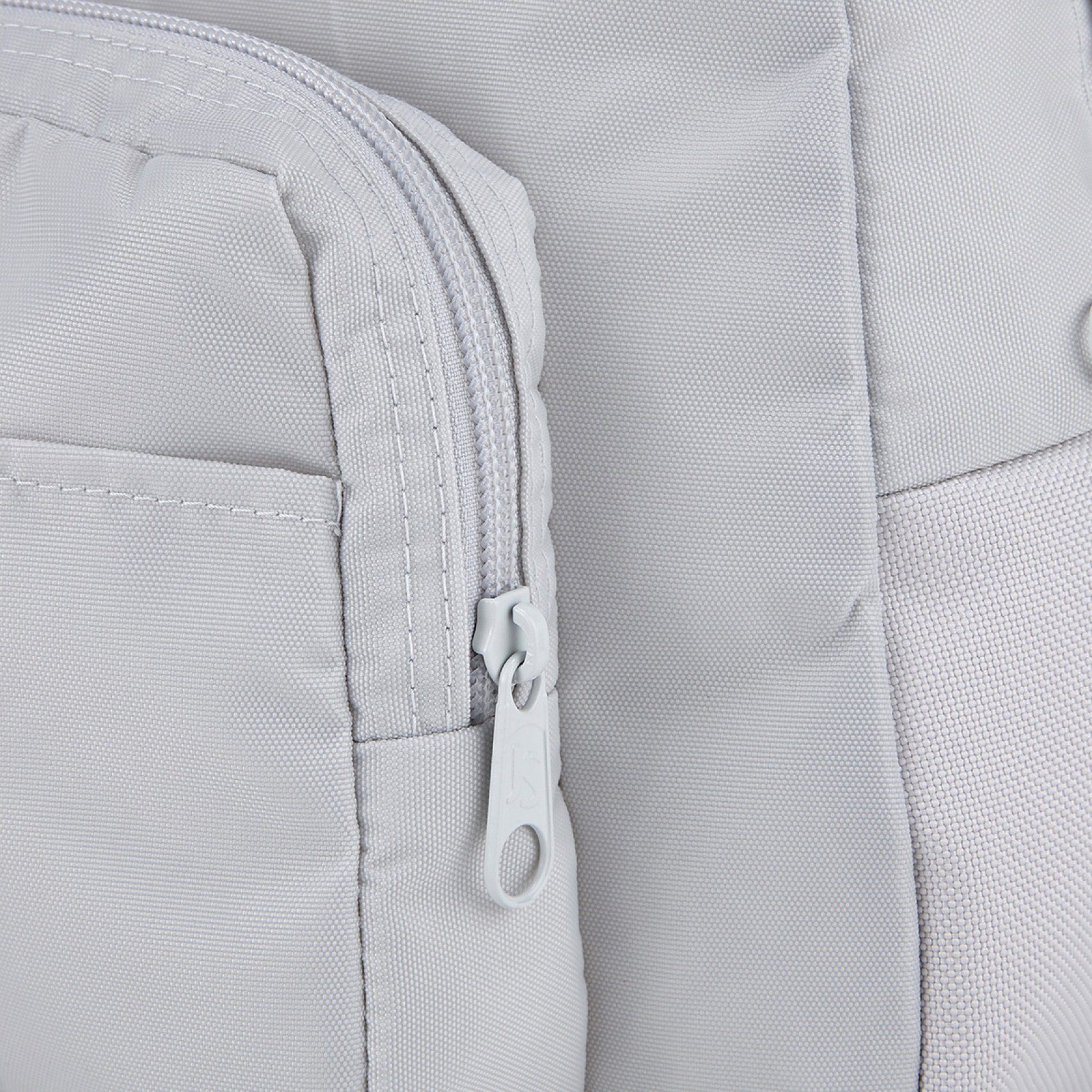 모노 하프파인트 미니 백팩 오이스터 머쉬룸 / JS0A47KH88T