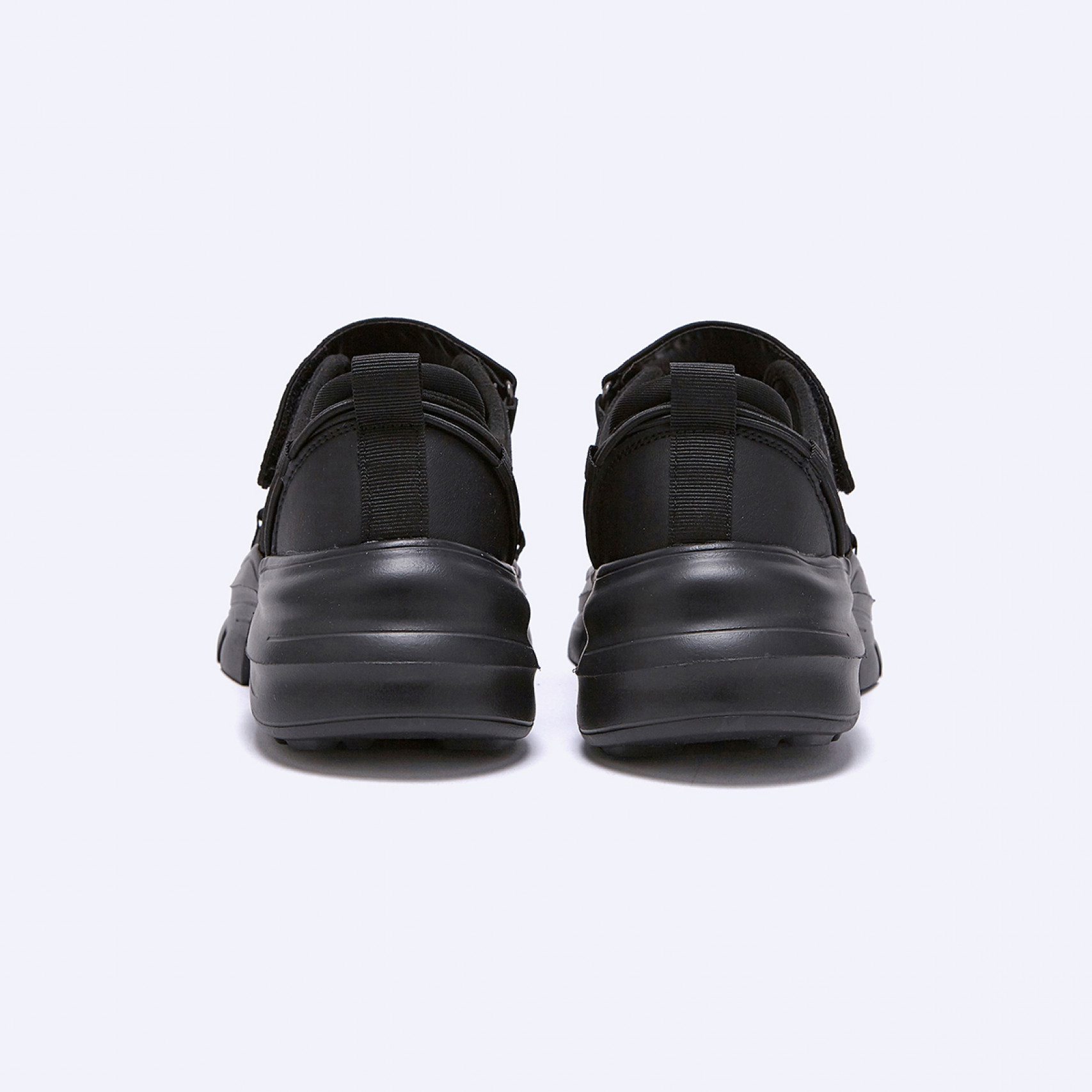 멀티스트랩 메리제인 플랫폼 스니커즈 블랙 여성 / HPWPDFB90119