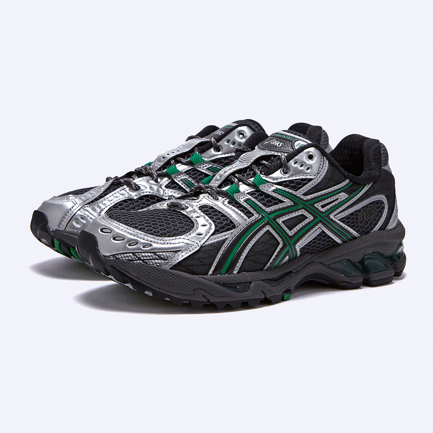 젤 님버스 10.1 옵시디언 그레이 그린 바질 / 1203A543-022