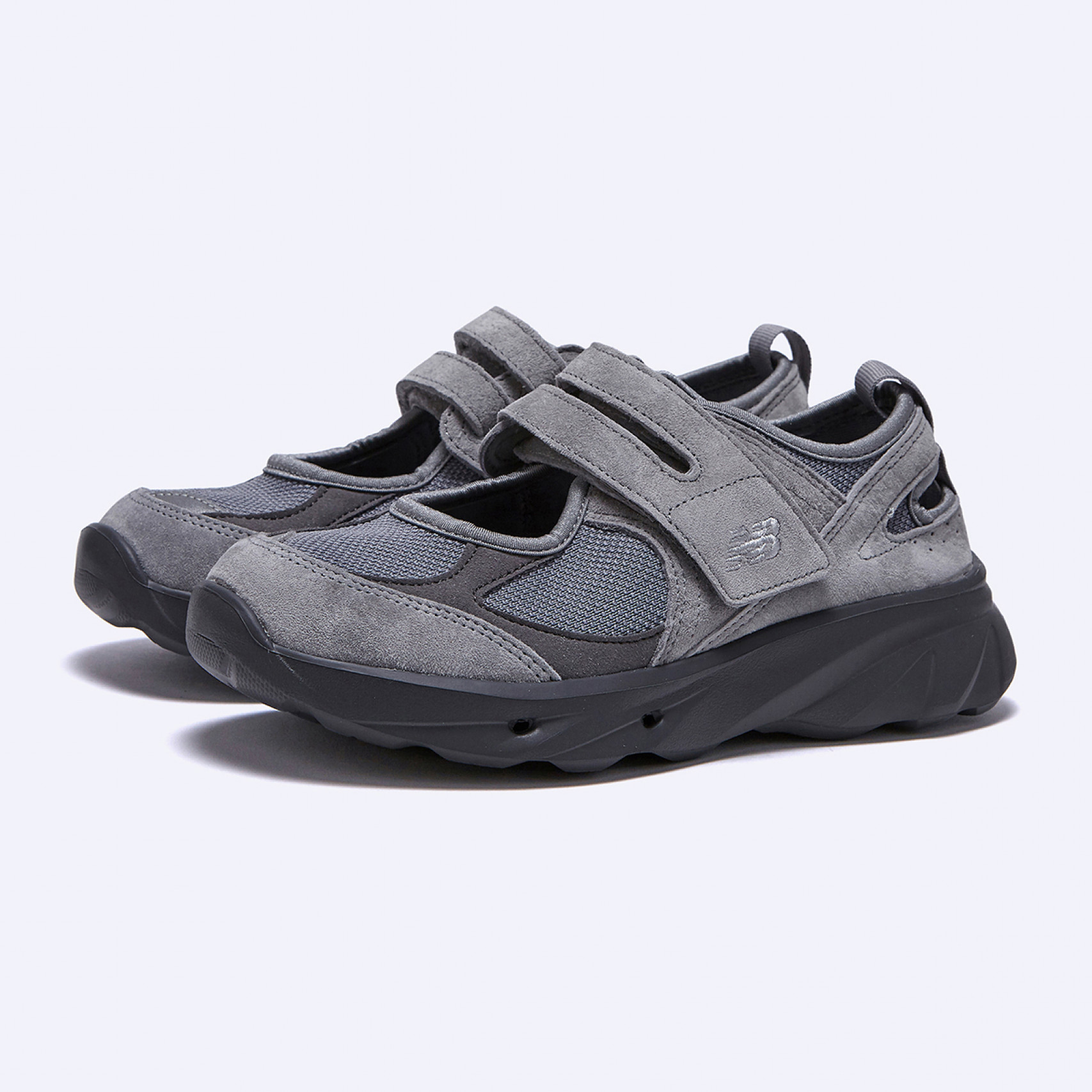 브리즈 그레이 SD2203GY