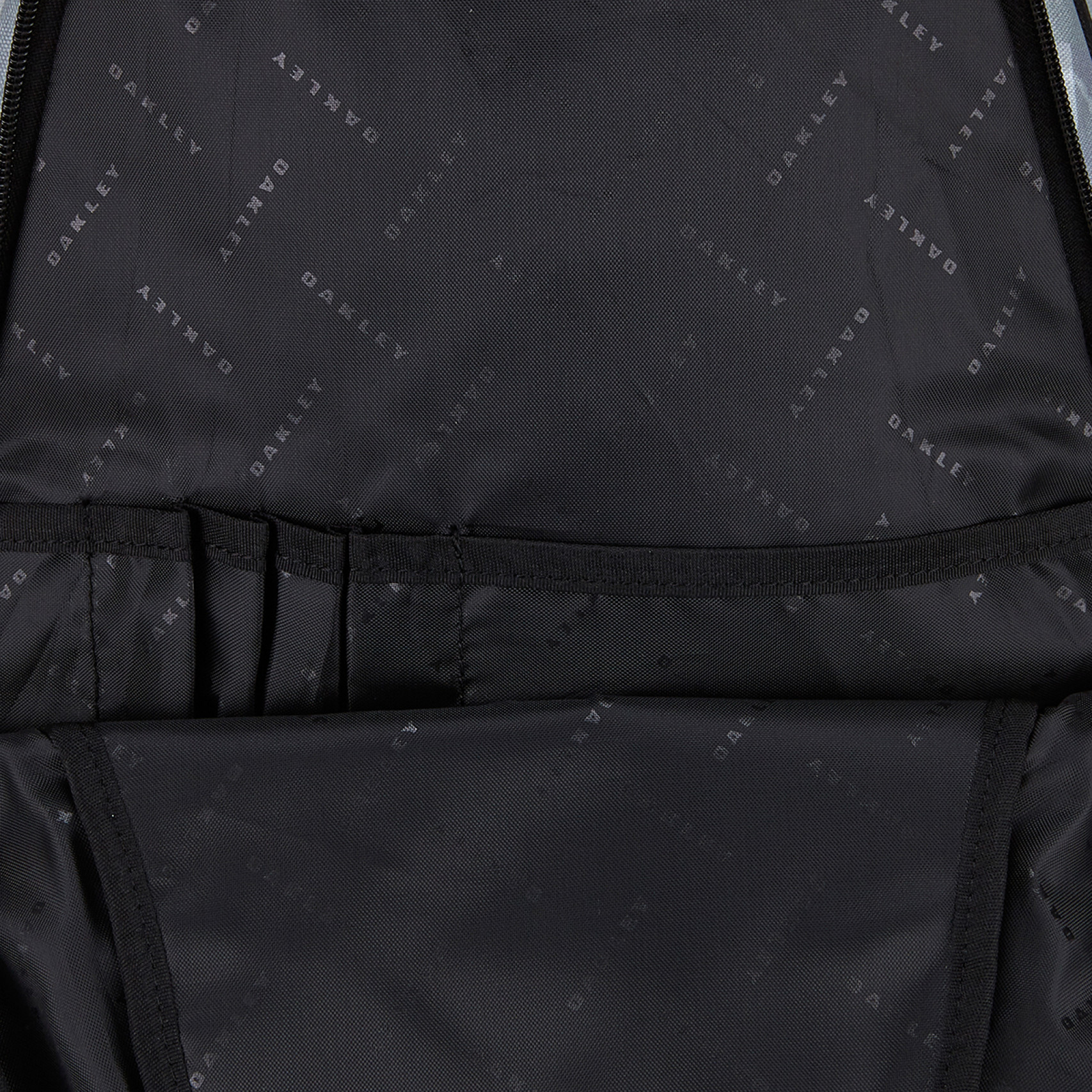 프리미어 RC 랩탑 백팩 마운틴 카모 그린 / FOS901500