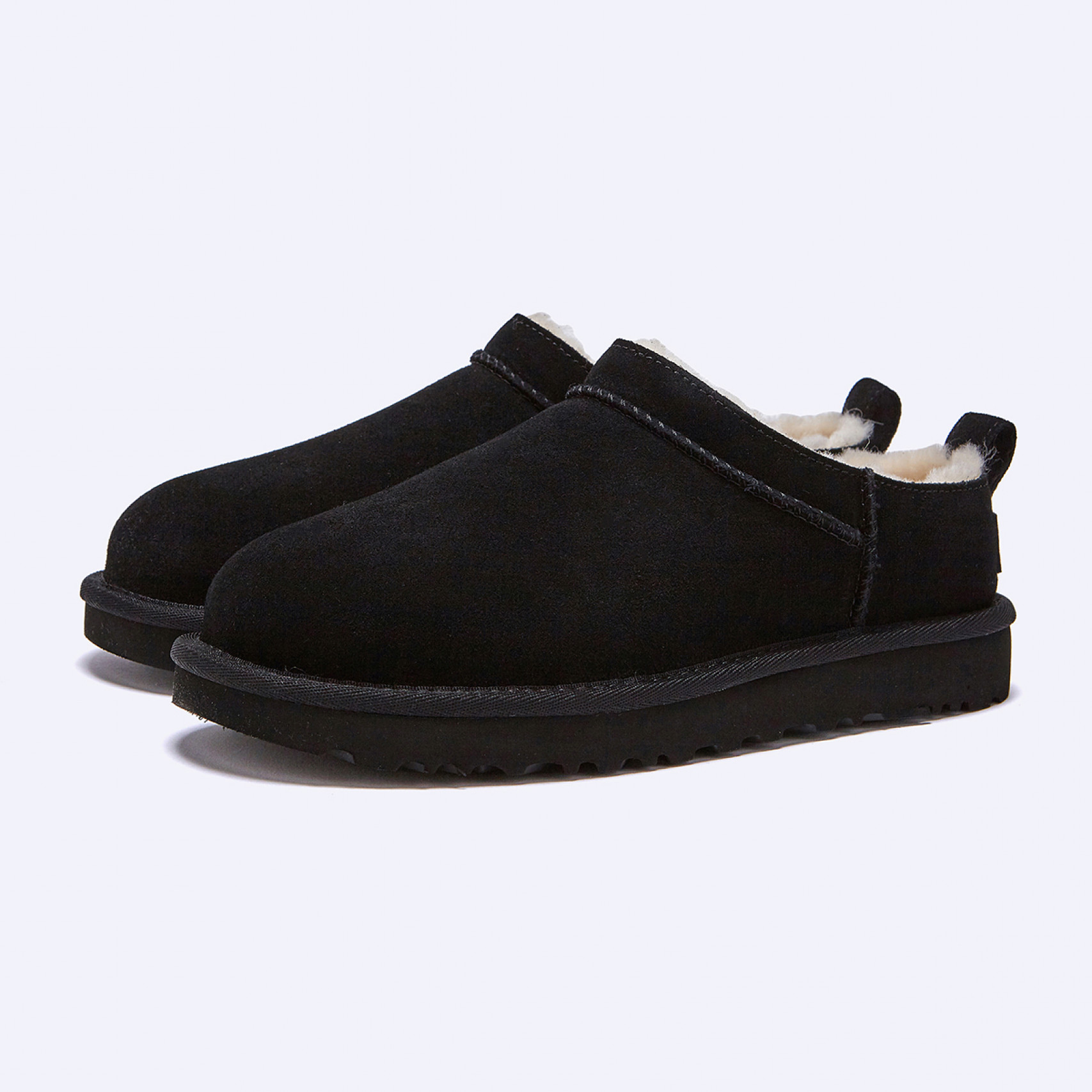 (40% 쿠폰) 클래식 마이크로 부츠 블랙 여성/ 1173891-BLK