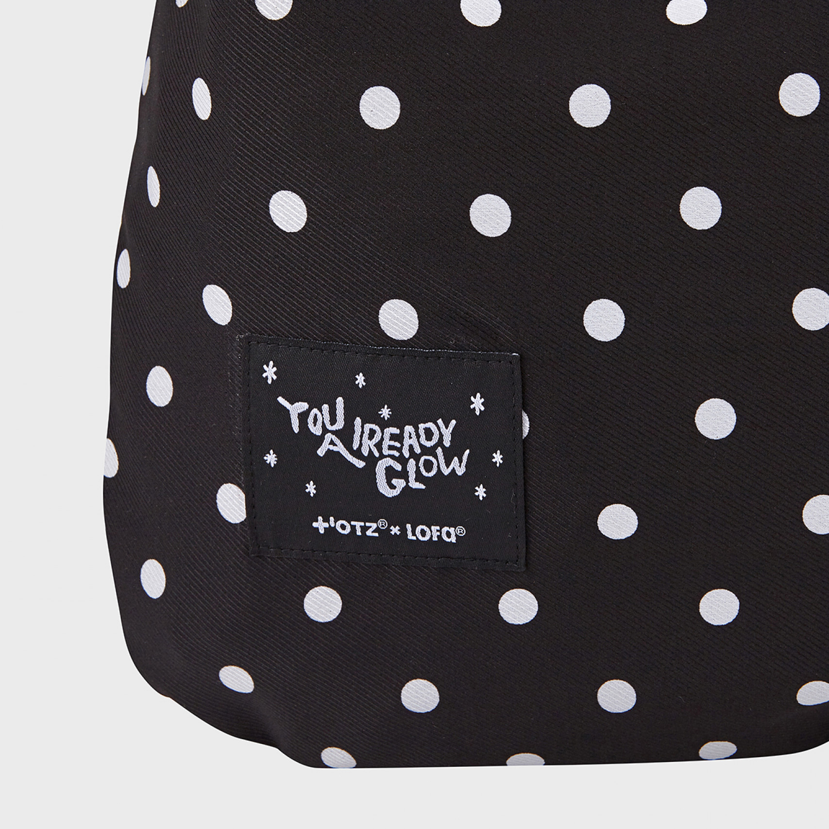 오찌x로파서울 도트 백 / FLOTFA3B12