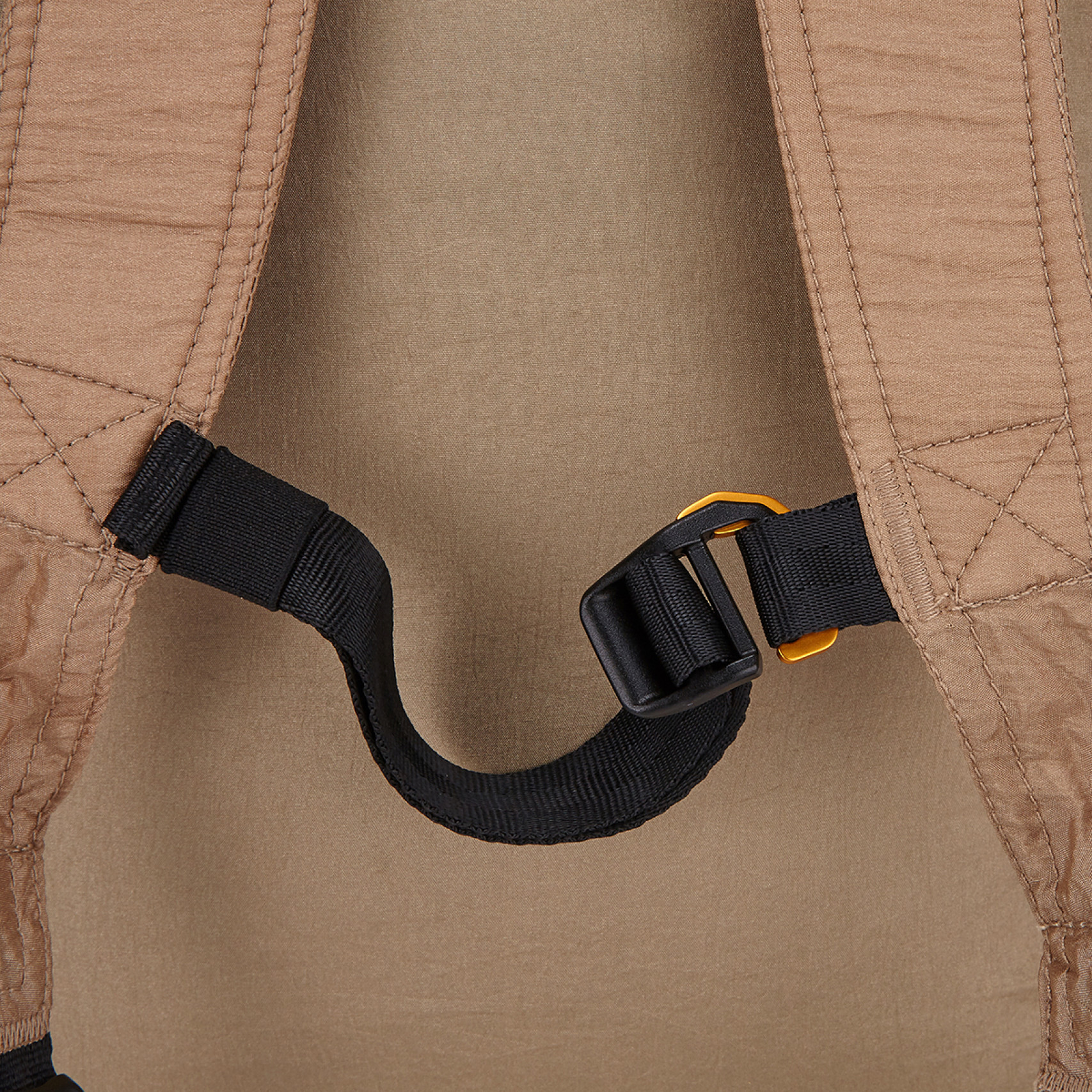 백팩플러스 25L 아이스 브라운 / TMPBP72