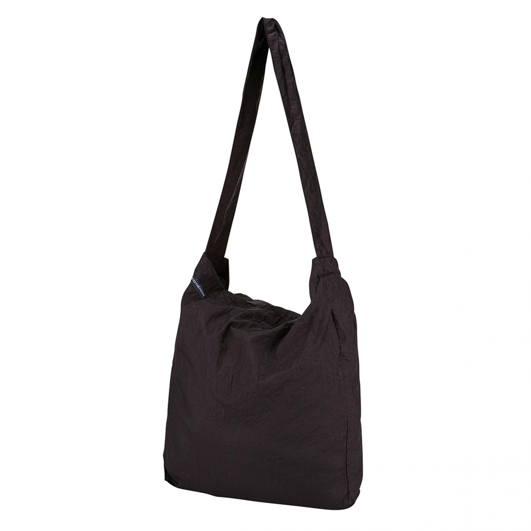 숄더백 미디움 15L 블랙 / TMEBM0707