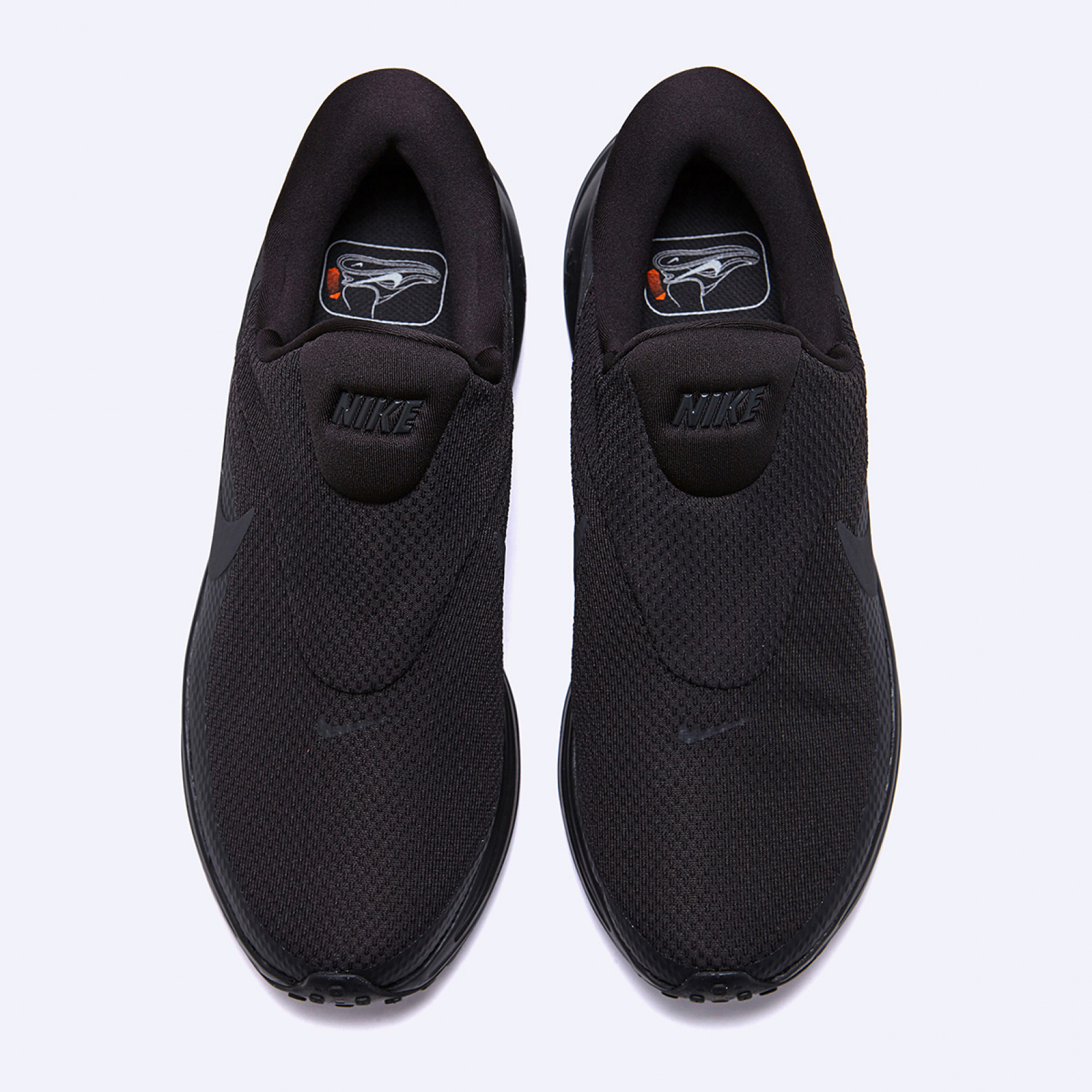 레볼루션 8 이지온 블랙 남성 / HQ2414-003