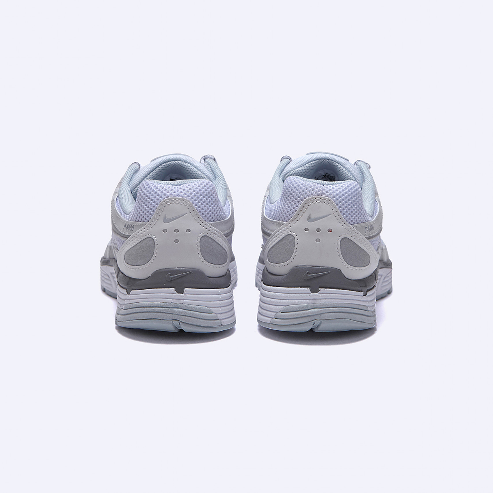 P-6000 메탈릭 서밋 화이트 여성 / FV6603-101