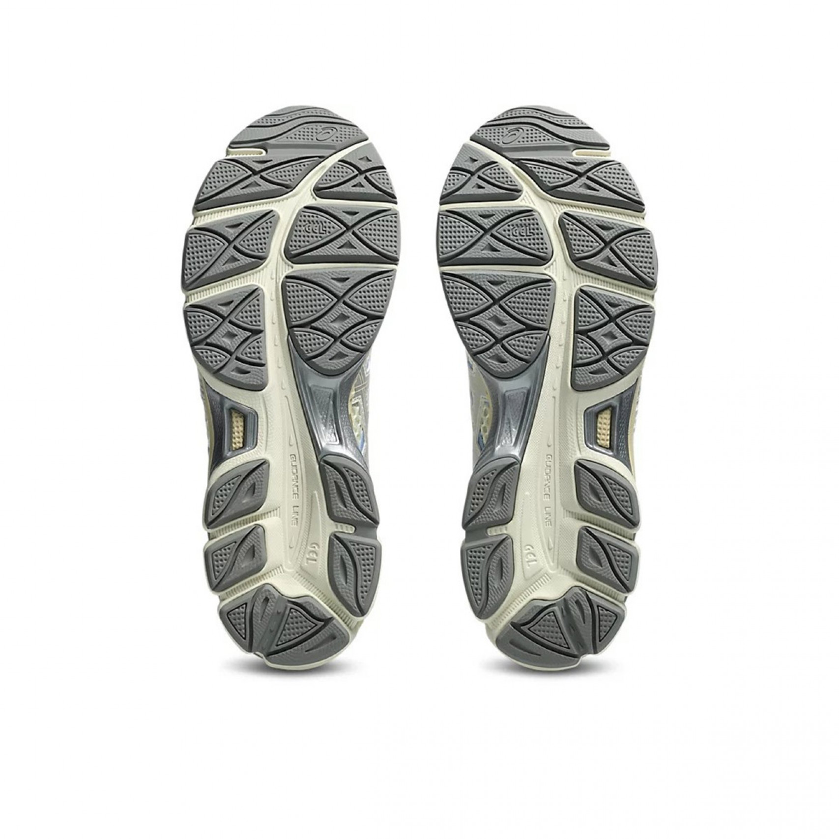 젤 큐뮬러스 16 아이보리 퓨어 실버 / 1203A733-750