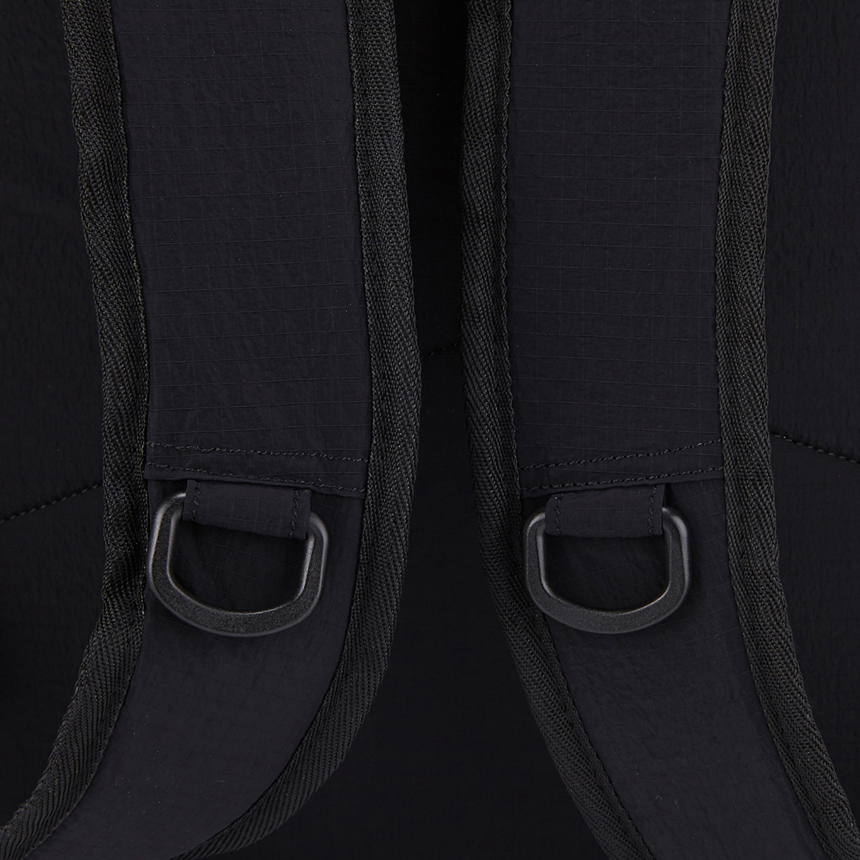 노마드 라이트 백팩 블랙