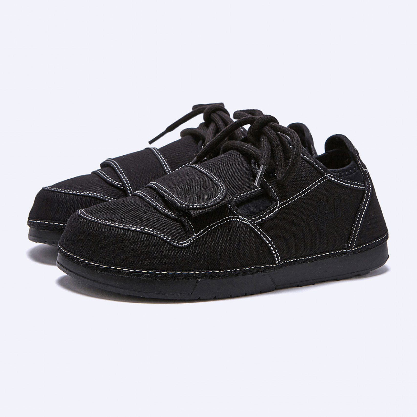 3300 캔버스 로우 블랙 / FLOTGA0U01