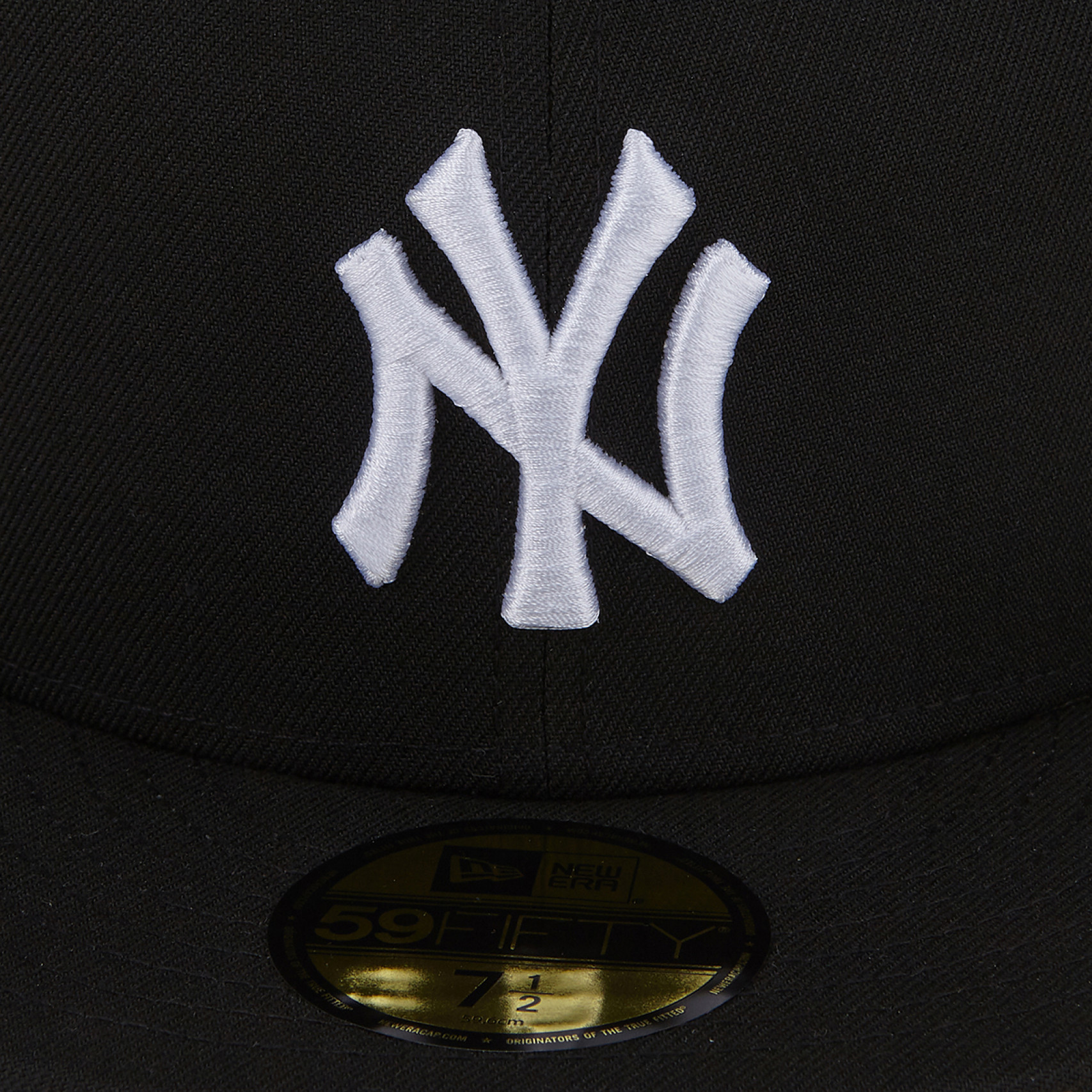 MLB 뉴욕 양키스 베이직 피티드캡 블랙 화이트 / 11591127