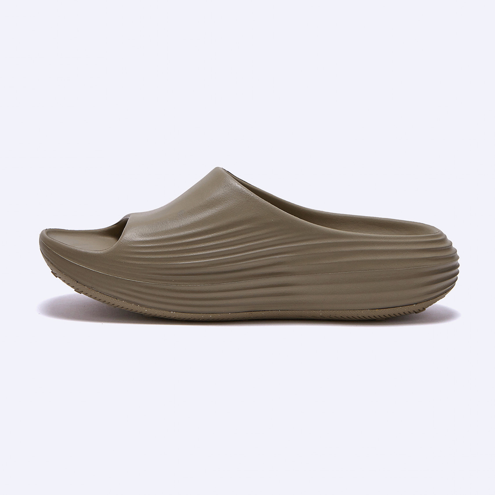 리액트X 리주버네이트 슬라이드 카키 남성 / HV4479-200