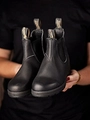 BLUNDSTONE
