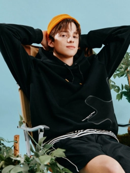 시그니쳐 로고 오버핏 후디 스웻셔츠_Black