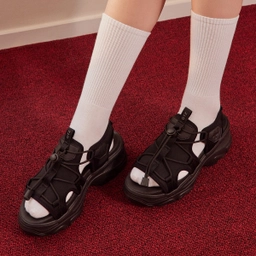 로미타 플랫폼 샌들 블랙 / FLOTES2W06