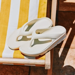 D Basic 쿠션 쏭 플립플랍 아이보리 / FLFDES2U02