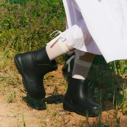 비들 플랫폼 레인부츠 숏 블랙 / FLOTES2U20