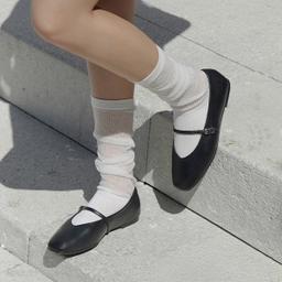 V컷 메리제인슈즈 블랙 1cm / FLPREA3W01