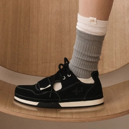 3300 스웨이드 로우 블랙 화이트 / FLOTEA0U40