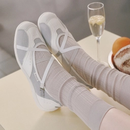 로마리 밴딩 플랫 스니커즈 화이트 / FLOTFA1W13