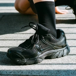 V5 RNR 블랙 여성 / HQ7901-001