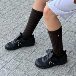 플랩 스니커즈 블랙 / FLOTFA1W21