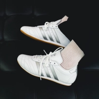 태권도 레이스 클라우드 화이트 실버 메탈릭 / JS1192