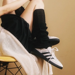 (유하/하린 착용) 핸드볼 스페지알 크림 화이트 / JS0062