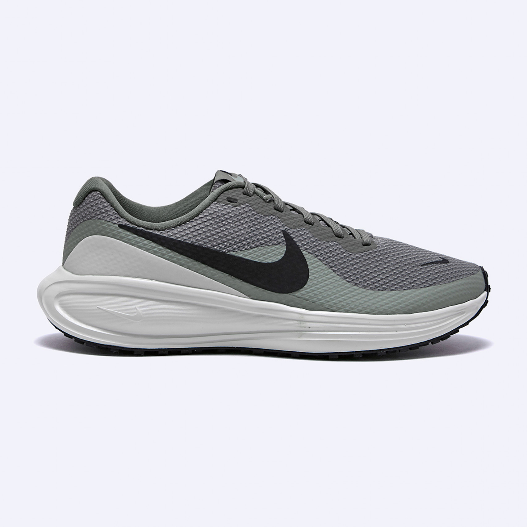 레볼루션 8 남성 / HJ9198-300