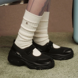 로미타 플랫폼 글로시 메리제인슈즈 블랙 / FLOTFA3W54