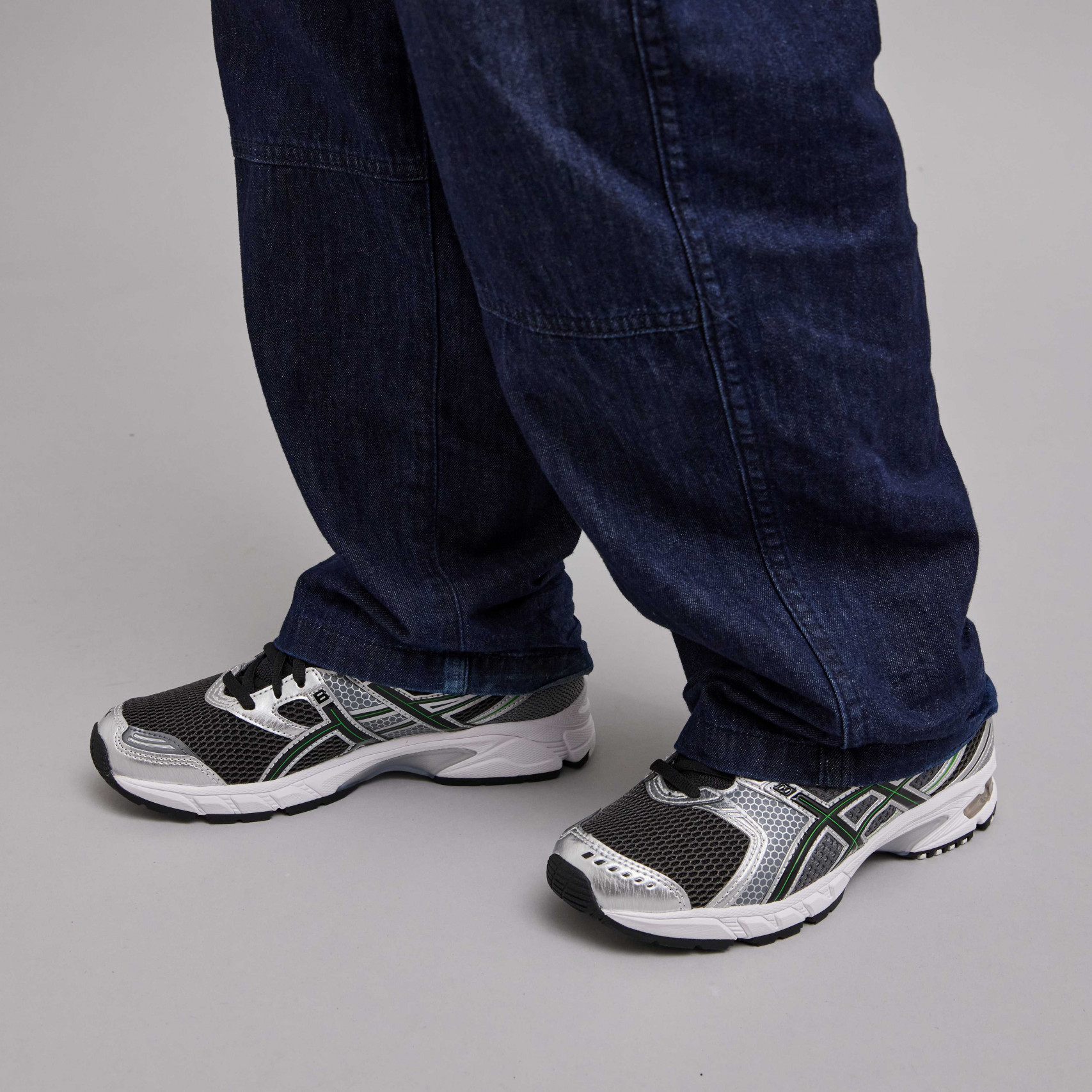 젤 DS 트레이너 14 그래파이트 그레이 펀 / 1203A607-021