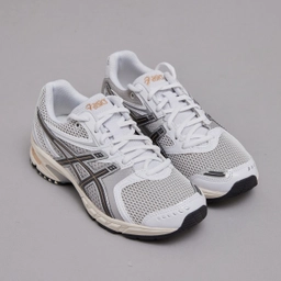 젤 DS 트레이너 14 화이트 허니 베이지 / 1203A607-105