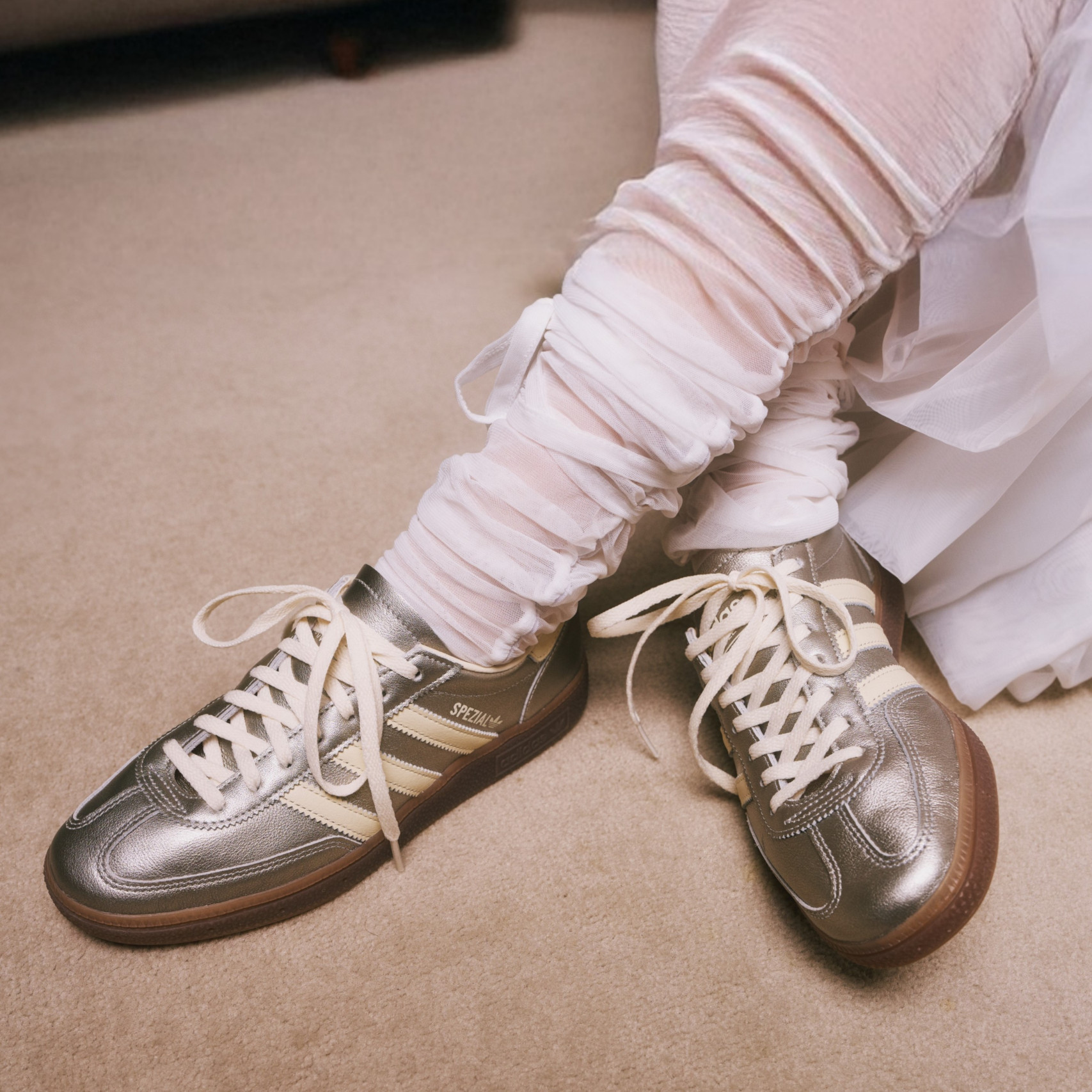 핸드볼 스페지알 매트 실버 / JS2630