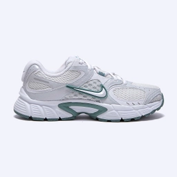 V5 RNR 써밋 화이트 여성 / HQ7901-106