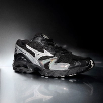 웨이브 라이더 10 프리즘 블랙 / D1GA243151