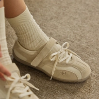 로마리 스웨이드 레이스업 스니커즈 아이보리 / FLOTGA1W42