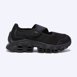 아디폼 메가제인 블랙 / JI2416